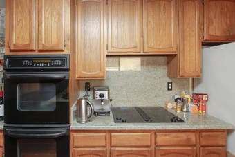 $1300 Clean Room in a Nice Neighborhood (menlo park) 3