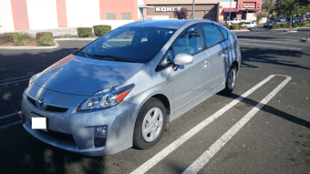 clean title silver 2011 Prius package 3 1