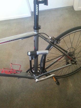 GIANT Road bike for sale. Suitable for anyone from 5'8" to 6'2". $500 3