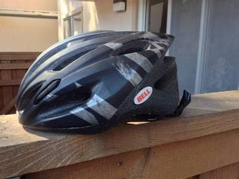 Giant Revel bike (size M) + Bell Helmet + U-Lock for $250 3