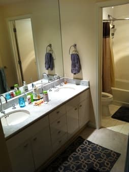 Beautiful Master Bedroom in North Beach 3