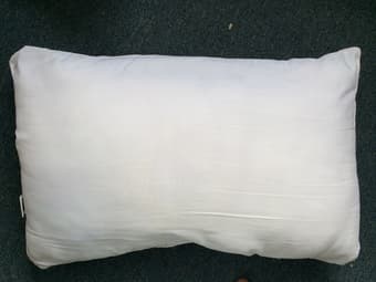 PILLOW- 5$ 1