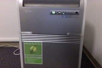Commercial cool portable A/C unit- just 50 bucks 1
