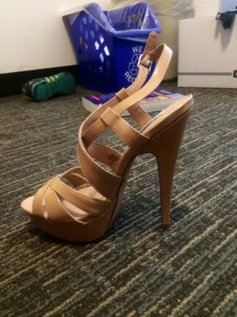Women's Size 7 Heels for Sale 1