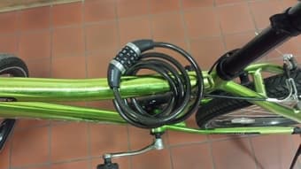 100$ for 1 month old excellent mountain bike + Lock 1