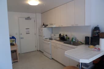 Studio in EV available 8/30 - 9/15 2