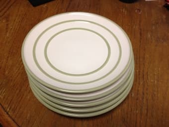plates and lunch bag for sale 1