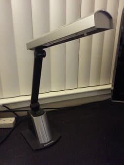 Mini oven, water kettle, desk lamp 3