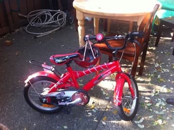 Boy's Bike - 4 to 6 years 1