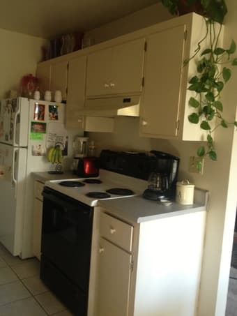 1 bedroom Available in furn 2/br/1bath apt. $1100 Mountain View 3