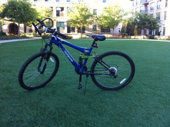 $100 for great condition bike + U-lock + bike lights 1