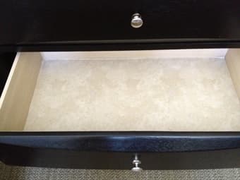Dresser with mirror $225 2
