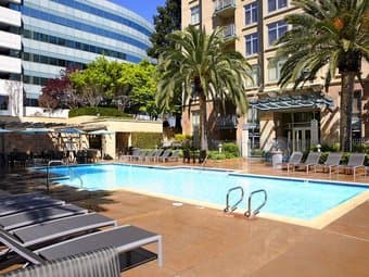 Looking for Female roommate! Avalon Towers Full Furnished Apartment! 2