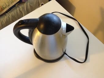 Electric kettle on sale 1