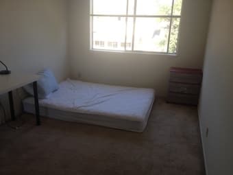 one room of 2bedroom/1bathroom for renting in palo alto 1