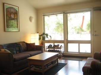EV 1-bedroom available November 5 - December 2 1