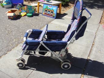 2-seat baby stroller and playhouse for sale 1