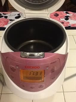 Cuckoo Rice Cooker CR-0631F 3