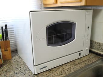 Danby 4-Place Setting Compact Countertop Dishwasher $80 1