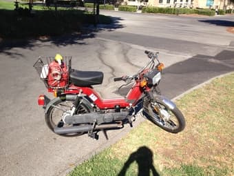 Red 2005 Kinetic TFR Moped 1
