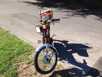 Red 2005 Kinetic TFR Moped 2