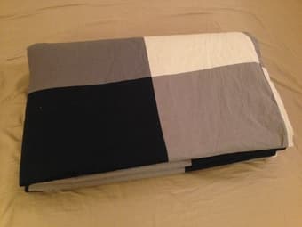 Like new twin comforter with duvet cover for $25 1