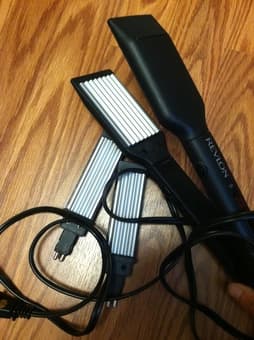 selling hair crimper! 1