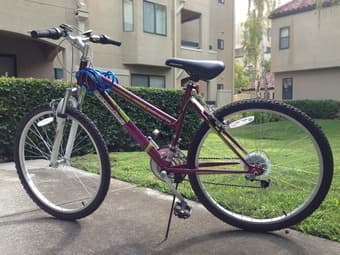 Roadmaster Granite Peak 26" Women's Mountain Bike, Magenta 1