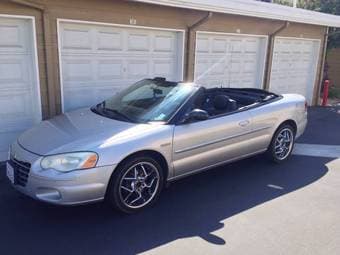 2004 Chrysler Sebring Convertible - Limited Edition - $3500 1