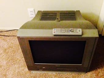 AKAI TV 20 inch with built in DVD and VHS player $30 1