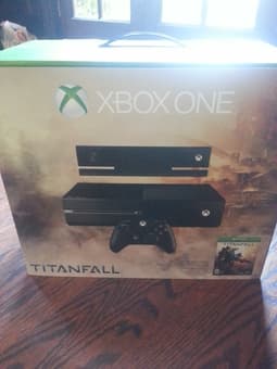 Brand new unopened Xbox One with Kinect and Titanfall 1