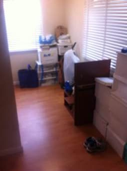 Roommate Seeking 3