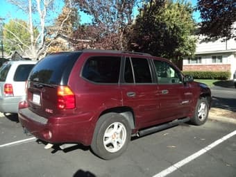 2004 GMC Envoy XL--clean title --147k miles 2