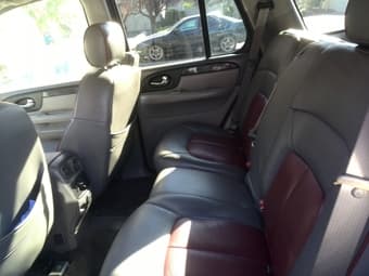 2004 GMC Envoy XL--clean title --147k miles 3