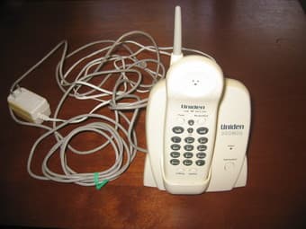 Cell Phone, Bluetooth, and Cordless telephone for sale 3