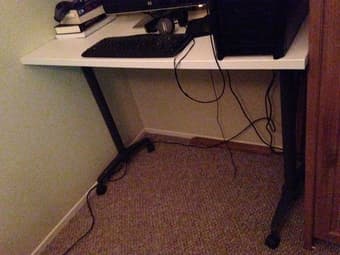desk/table on wheels 2