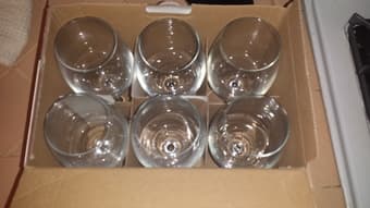 Wine glass set - $15 (Excellent condition) 2