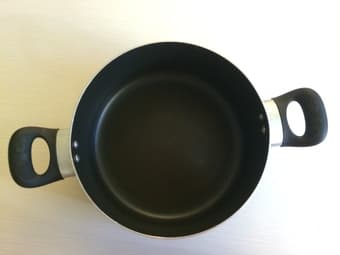 Barely Used Non-stick Pot $5 2