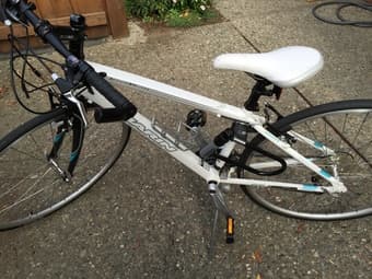 Hybrid women's bike (Marin Terra Linda 2012, 15") 2