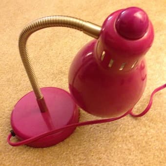 Selling adorable pink desk lamp $10! 3