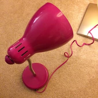 Selling adorable pink desk lamp $10! 2