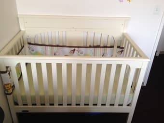Graco Lauren Crib For Sale $70 OBO 1