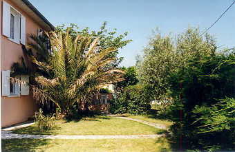 House exchange with french Professor (south of France) for July 2015. 2