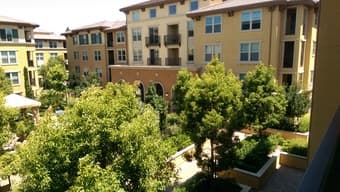 1 B/ 1B in 2B/ 1B Luxury Apartment Community 3