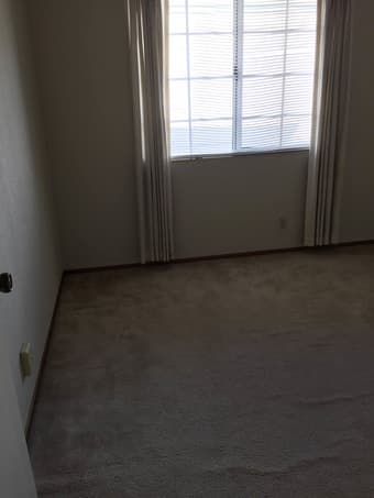 1 Bedroom Available NOW: $800 Monthly + Utilities 1