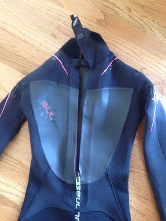 Wet suit woman 1