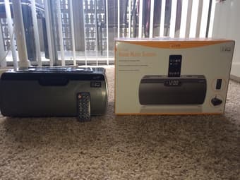 iLive 2.1-Channel Home Music System for iPod and iPhone --25$ 2