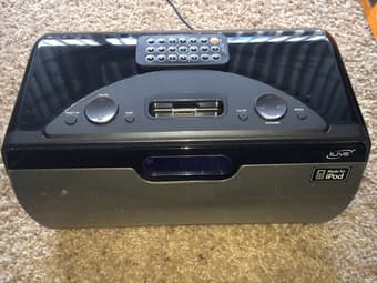 iLive 2.1-Channel Home Music System for iPod and iPhone --25$ 3