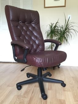 Executive Leather Office Desk Computer Chair - $50 1