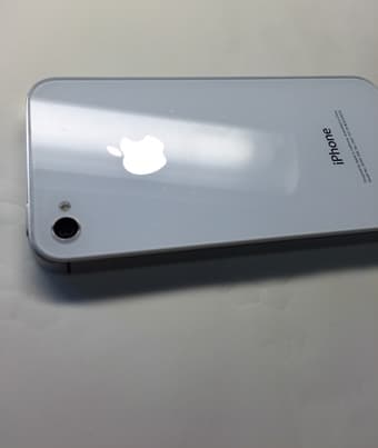 IPhone 4 32 GB White Verizon Perfect Condition! $150 OBO 2